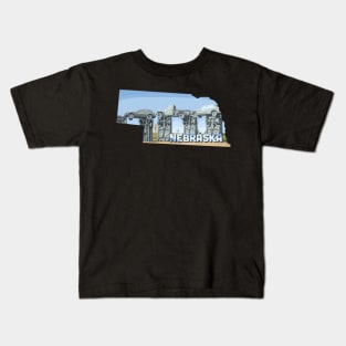 Nebraska state design / Nebraska lover / Nebraska carhenge gift idea / Nebraska home state Kids T-Shirt